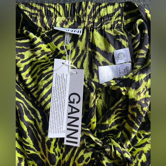 GIANNI tiger print wrap skirt - Picture 9 of 13